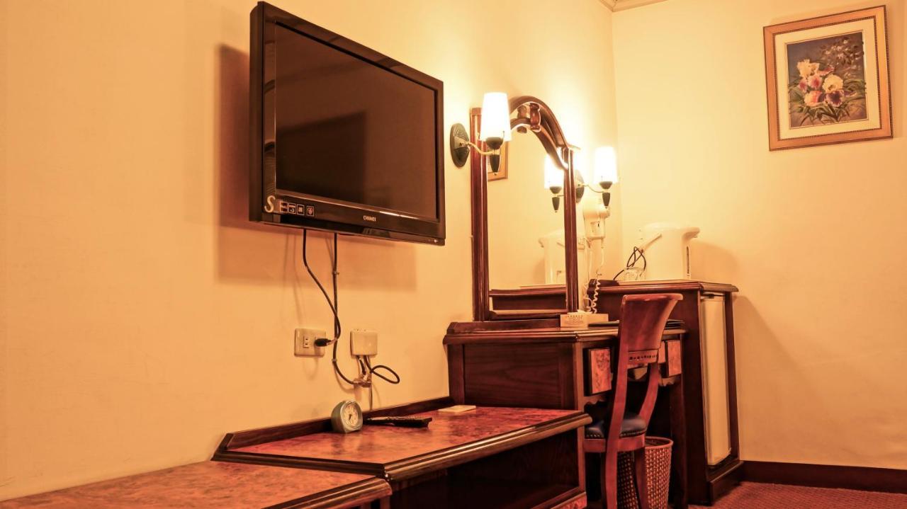 Hwa Du Hotel Đài Nam Ngoại thất bức ảnh